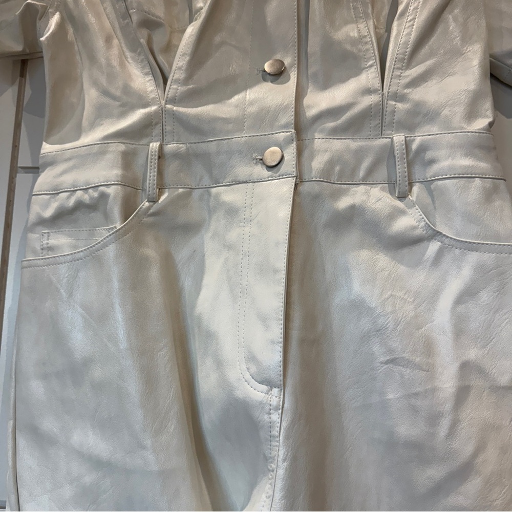 Revolve ~ Cream Short-Sleeve Leather Romper - Picture 5 of 6